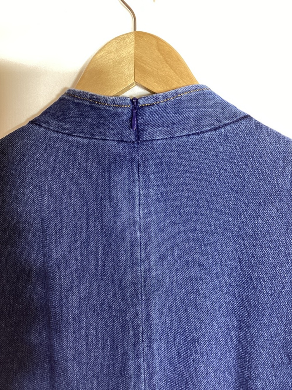 J. McLaughlin Blue Stretch Knit Denim Ivana Sleeveless Sheath Dress Size L - Picture 7 of 9